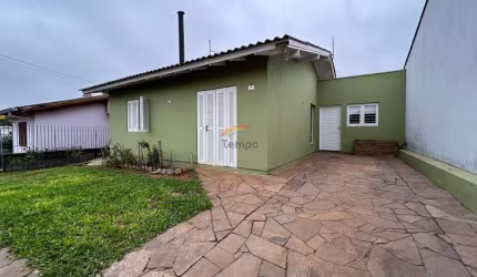 Casa Residencial de 4 quartos no bairro Encosta do Sol