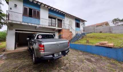 Casa Comercial com peças amplas