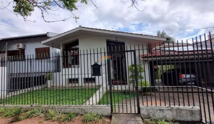 Casa Residencial de 4 quartos no bairro Jardim Mauá