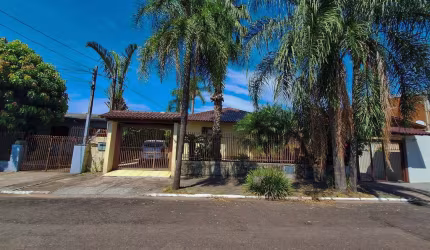 Casa Residencial de 3 quartos no bairro Ideal