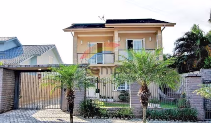 Casa Residencial de 3 quartos no bairro Liberdade