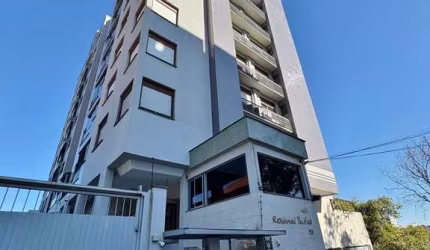 Cobertura Duplex com 2 suítes e 2 vagas de garagem no Centro