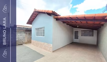 Casa disponível para locação no bairro Resplendor, Igarapé-MG.