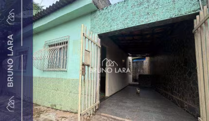 Casa à venda no bairro São Sebastião - Igarapé/MG.