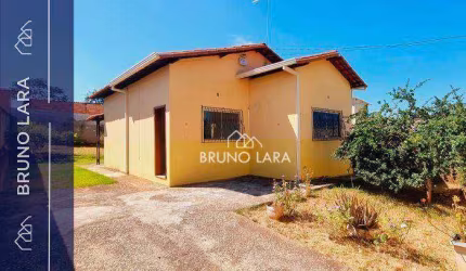 Casa á Venda no bairro Fernão Dias, Igarapé-MG.