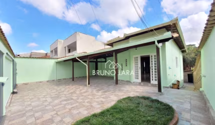 Casa disponível para locação no bairro Padre Eustáquio, Igarapé-MG.