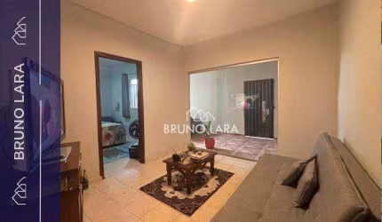 Casa com ponto comercial  à venda no bairro Jardim das Roseiras - Igarapé/MG.
