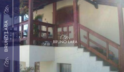 Casa à venda em Igarapé.