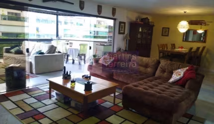 Apartamento à venda no bairro Recreio dos Bandeirantes 4 Quartos, 2 Suítes, 3 Vagas, 210M².
