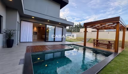 Casa em condomínio fechado com 3 quartos à venda na Rodovia dos Agricultores, 2000, Jardim Portugal, Valinhos, 300 m2 por R$ 2.990.000