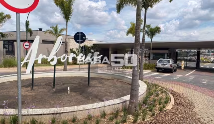 Terreno comercial à venda na Avenida Marcelo Fiolo Pupo de Campos Ferreira, 100, Loteamento Residencial Arborais, Campinas por R$ 750.000
