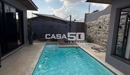 Casa com 4 quartos à venda na Rua Valentina Penteado de Freitas, 58, Parque das Universidades, Campinas, 390 m2 por R$ 1.650.000