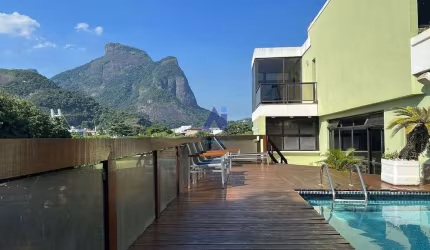 Cobertura Duplex com Vista 360° Deslumbrante da Pedra da Gávea