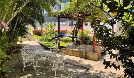 Casa Village Residencial Caminho das Árvores