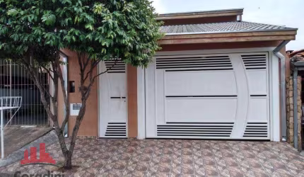 Casa a venda no bairro Klavin,2 quartos,  com Edicula nos fundos, em Nova Odessa/SP
