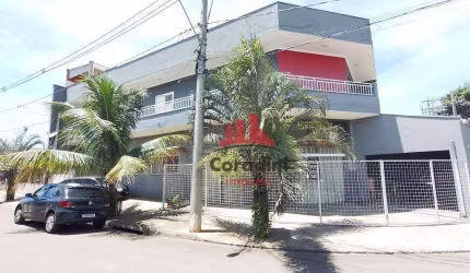 Sobrado e ponto comercial a venda em Americana- SP