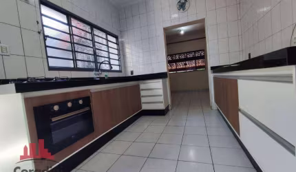 Casa com 3 dormitórios à venda, 183 m² por R$ 580.000,00 - Jardim São Jorge - Nova Odessa/SP