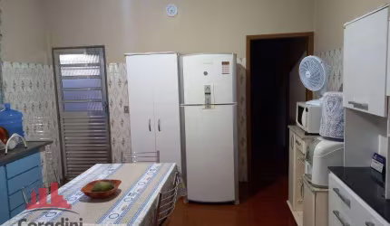 Casa com 2 dormitórios à venda, 102 m² por R$ 360.000,00 - Vila Biasi - Americana/SP