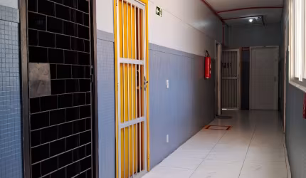 Excelente sala comercial para advogados, contador, médico  imobiliária e etc... E para investir.