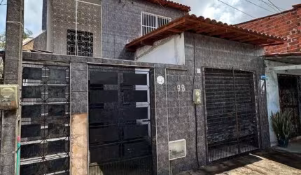 Casa duplex com entrada independente