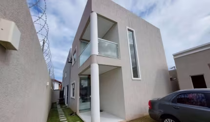 Casa em Condomínio para Locação em Lauro de Freitas, Buraquinho, 3 dormitórios, 2 suítes, 3 banheiros, 2 vagas