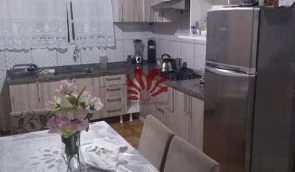 Casa com 2 quartos para alugar na Quadra E Quatro B, 1, Guajuviras, Canoas por R$ 1.800