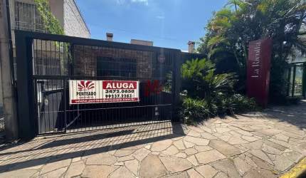 Casa com 6 quartos para alugar na Frederico Guilherme Ludwig  - Centro Canoas, 65, Centro, Canoas por R$ 5.900