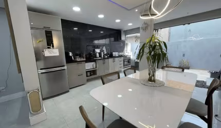 Casa com 2 quartos à venda na Rua dos Alecrins, 173, Igara, Canoas por R$ 689.000