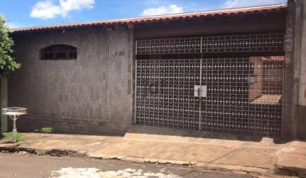 Casa à venda no bairro Parque Residencial Jardim Araruna - Bauru/SP