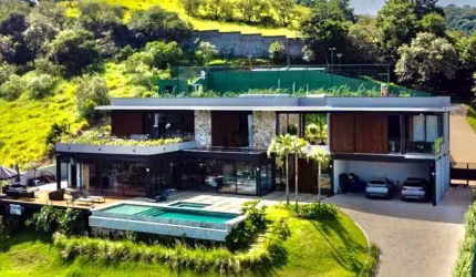 Casa Alto Padrão em condominio de SÃO ROQUE-SP