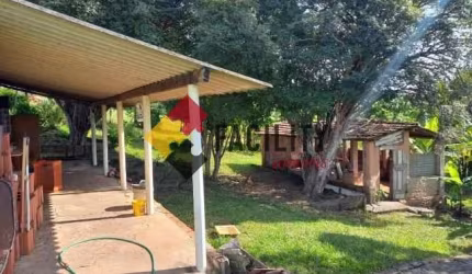 Chácara / sítio com 3 quartos à venda na Zona Rural, 2, Águas de São Pedro, São Pedro, 200 m2 por R$ 1.350.000