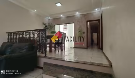 Casa com 3 quartos à venda na Rua Sebastião Paulino dos Santos, 437, Parque Santa Bárbara, Campinas, 186 m2 por R$ 650.000