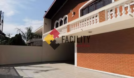 Casa com 4 quartos à venda na Avenida Doutor Júlio Soares de Arruda, Parque São Quirino, Campinas, 277 m2 por R$ 850.000