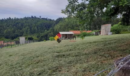 Chácara / sítio com 1 quarto à venda na bairro Sapucai, 109, Sapucaí, Jacutinga, 70 m2 por R$ 250.000