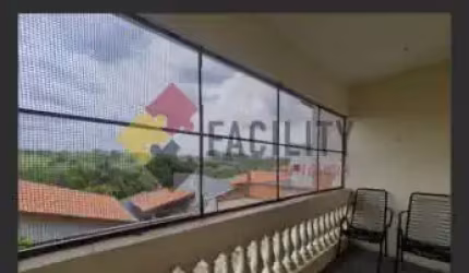 Casa com 3 quartos à venda na Rua Irma Vanira Varassin, 23, Parque Santa Bárbara, Campinas, 187 m2 por R$ 450.000
