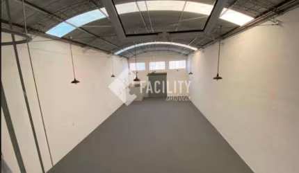 Barracão / Galpão / Depósito para alugar na Rua Manoel Francisco Mendes, 390, Jardim do Trevo, Campinas, 242 m2 por R$ 7.790