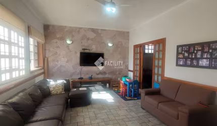 Casa com 4 quartos à venda na Rua José Antônio Pinto Borges, 99, Jardim Chapadão, Campinas, 240 m2 por R$ 920.000