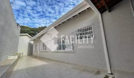 Casa com 3 quartos para alugar na Praça Beato Antônio Frederico Ozanam, 195, Vila Joaquim Inácio, Campinas, 140 m2 por R$ 6.000