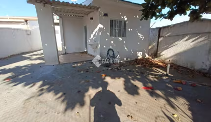 Casa com 2 quartos para alugar na Rua Santana do Paraíso, 621, Jardim Nova Europa, Campinas, 110 m2 por R$ 2.350