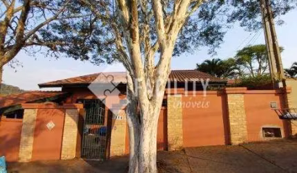Casa com 3 quartos à venda na Antonio Cester, 354, Bosque, Vinhedo, 188 m2 por R$ 980.000