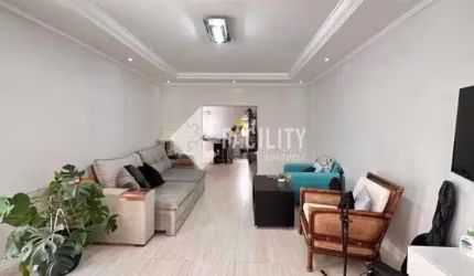 Casa com 4 quartos à venda na Rua Ary Negrão Barone, 90, Parque São Quirino, Campinas, 340 m2 por R$ 1.170.000