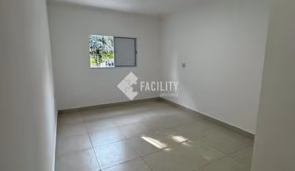 Casa com 3 quartos para alugar na Avenida Jorge Tibiriçá, 1775, Vila Joaquim Inácio, Campinas, 106 m2 por R$ 4.300