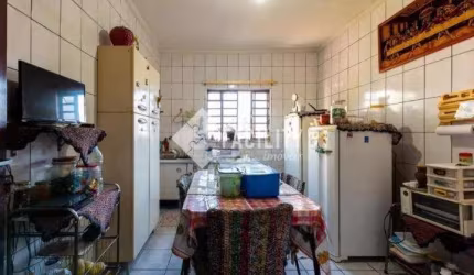 Casa com 3 quartos à venda na Rua São Salvador, 77, Jardim Belo Horizonte, Campinas, 163 m2 por R$ 1.000.000