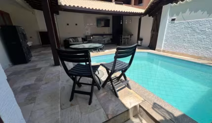 CASA CONDOMINIO-04 QUARTOS-192M²