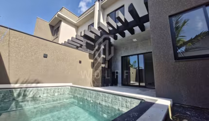Sobrado com Piscina e Acabamento Impecável, 160 m² de área privativa, Itajubá - Barra Velha - SC