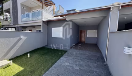 Casa com Projeto Diferenciado e Ótimo Padrão de Acabamento Itacolomi - Balneário Piçarras - SC