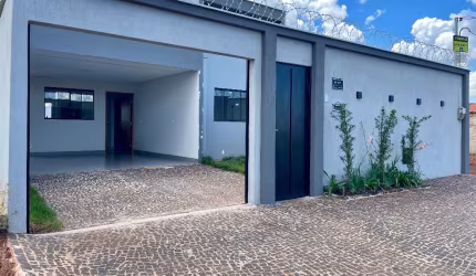 Casa 3 quartos a venda no Alto Trindade
