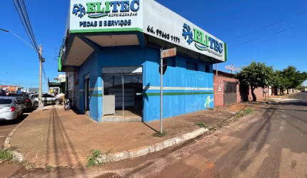 Casa com ponto comercial a venda