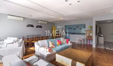 Apartamento com 3 quartos para alugar na Rua Quintino Bocaiúva, 1061, Floresta, Porto Alegre por R$ 6.950
