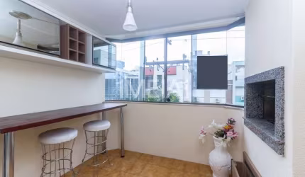 Apartamento com 3 quartos para alugar na Rua Santo Antônio, 760, Bom Fim, Porto Alegre por R$ 5.000